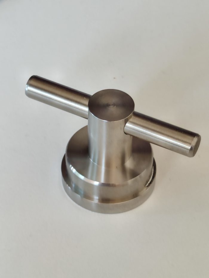 Aquastar case back removal tool - Image 1